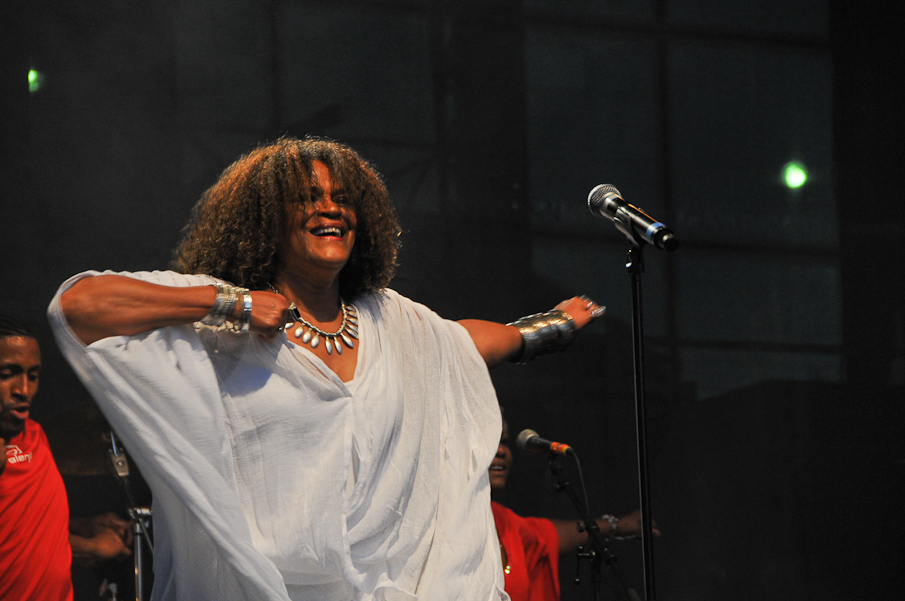 Fete de la Musique Evry 2009 - Kassav 424.jpg